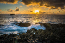 Load image into Gallery viewer, Eternal - Oahu, Hawaii